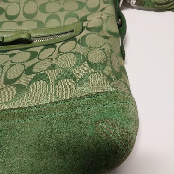 COACH Neon Lime Green Signature Monogram Soho Y2K Bag RARE Color Tassel 9362 - Picture 8 of 16